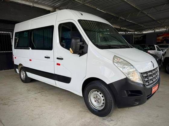 RENAULT MASTER 2.3 DCI MINIBUS STANDARD L2H2 16 LUGARES 16V DIESEL 4P MANUAL